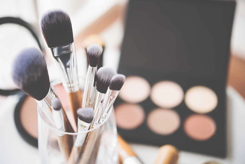 The Best Makeup Brushes For Fabulous Application