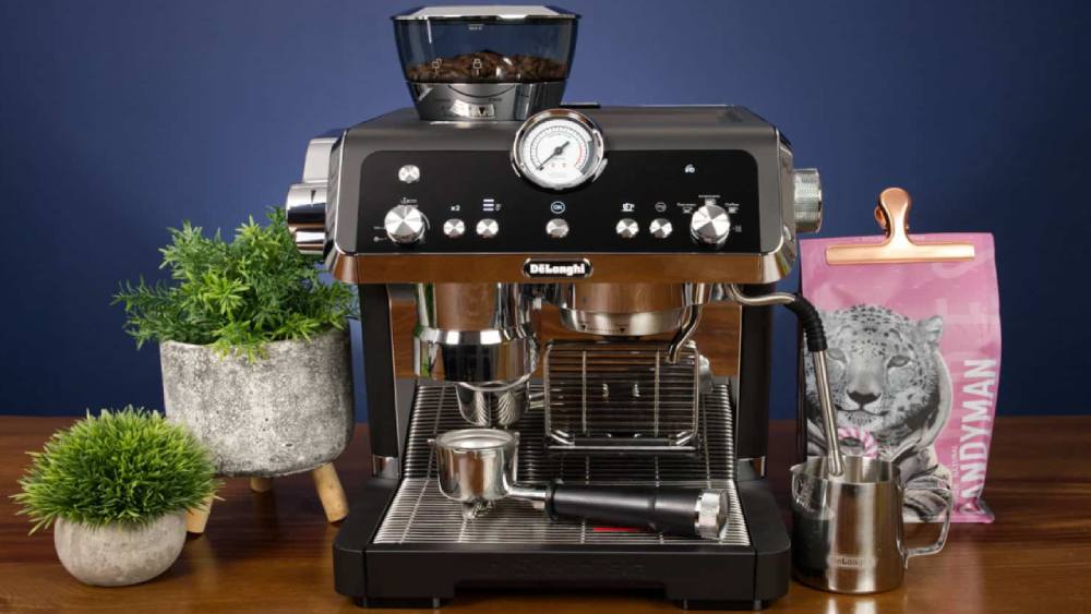 A Deeper Dive into De'Longhi: From Italian Workshop to Global Home Appliance Icon