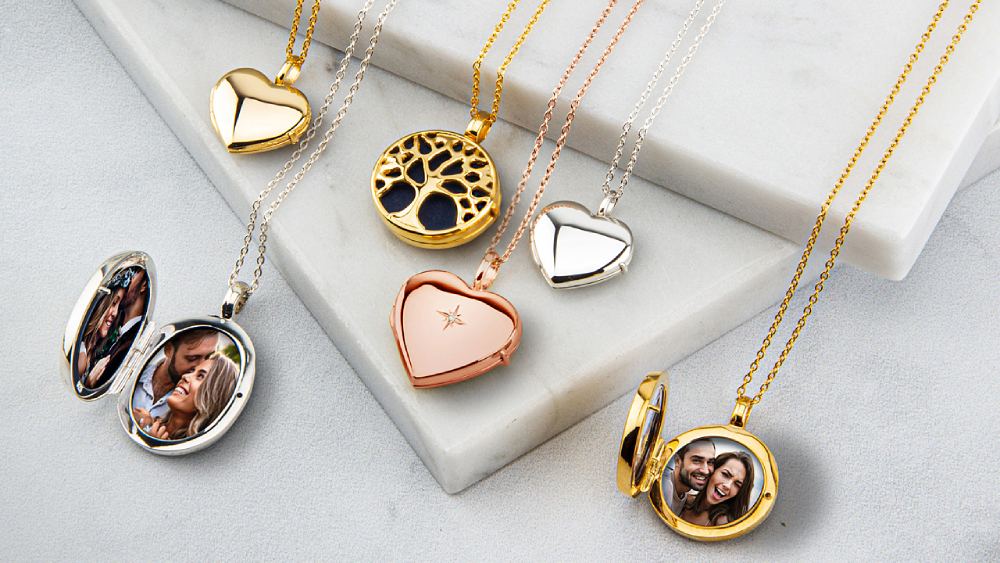 Lovelox Lockets Review : Jewelry That Holds Love, Memories & Meaning
